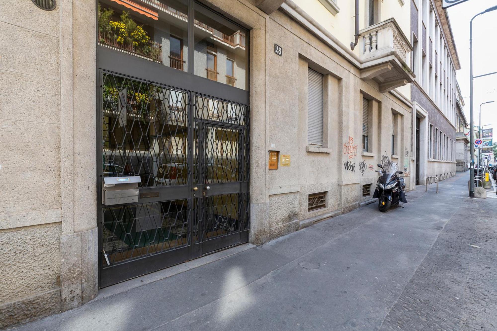 Titty House - Crocetta Lägenhet Milano Exteriör bild
