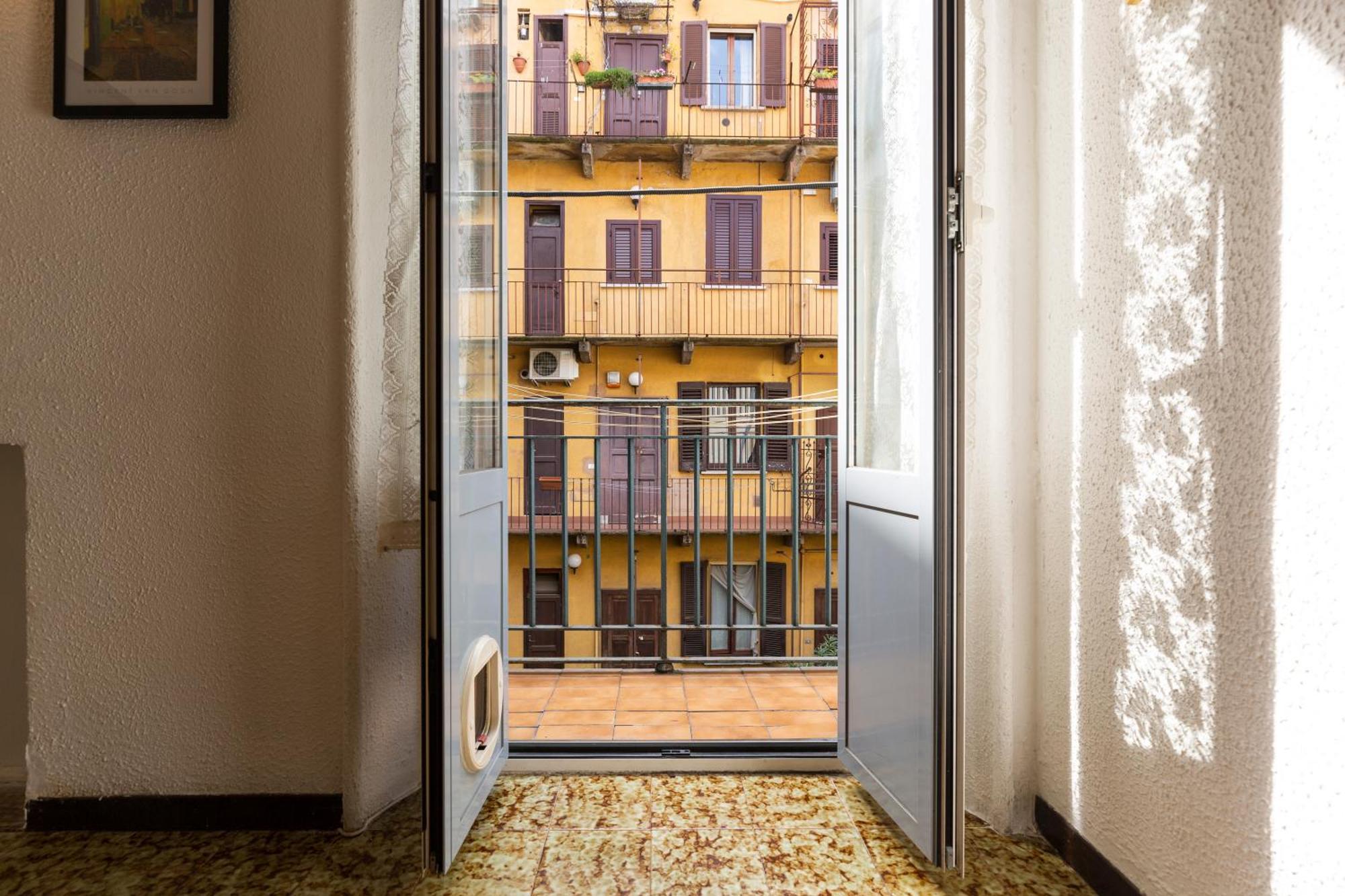 Titty House - Crocetta Lägenhet Milano Exteriör bild