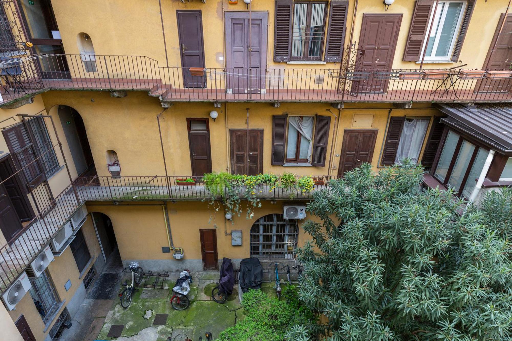 Titty House - Crocetta Lägenhet Milano Exteriör bild